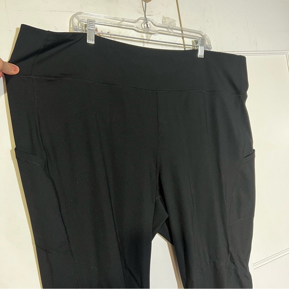 Torrid Leggings High Rise Full-Length Pocket Black Size 5X / 28 Active Workout - Picture 5 of 13